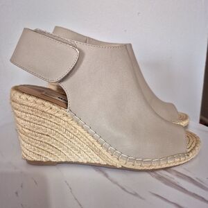 Matt And Nat Acacia Vegan Leather Espadriile Wedge Sandals Size 39 US 8